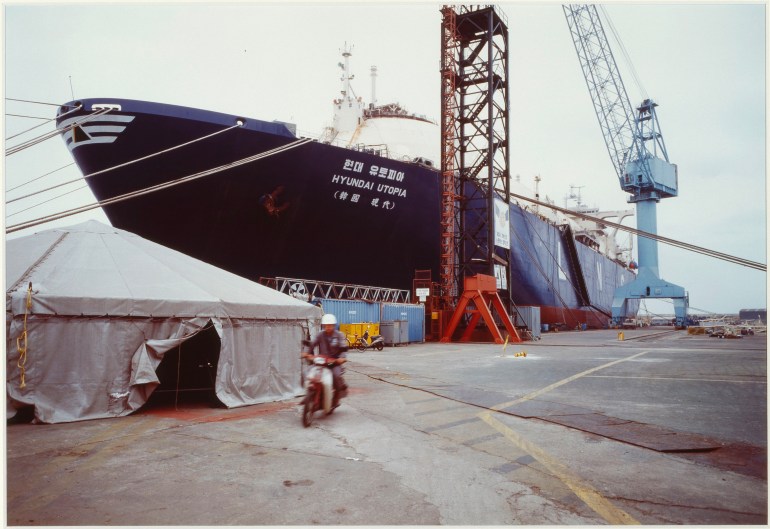 Allan Sekula, Seventy in Seven, 1993.jpg