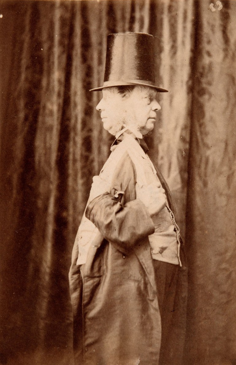 Hippolyte Bayard, Double autoportrait de profil, entre 1860 et 1866.jpg